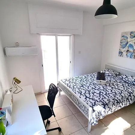 Center 2br W/ Parking And 250m Walk From * Larnaca