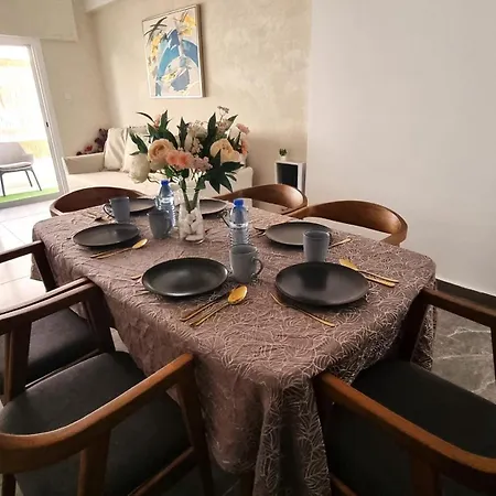 Center 2br W/ Parking And 250m Walk From Apartment