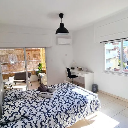 Center 2br W/ Parking And 250m Walk From * Larnaca